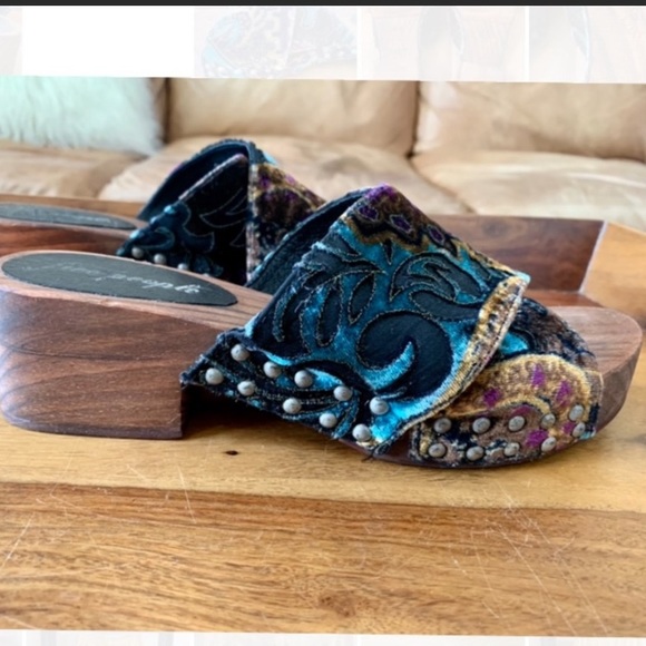 FREE PEOPLE Velvet Wooden Clogs/Slides - Picture 10 of 10